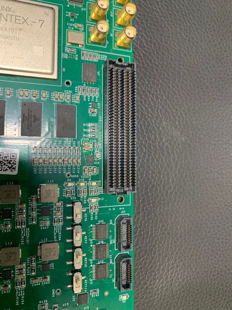 AD9653采集系统FPGA底板的Kintex-7与高速连接器